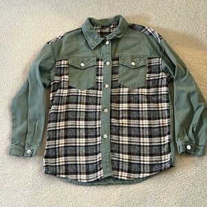 Women’s M flannel & green khaki denim metal button down shirt. 100% cotton.